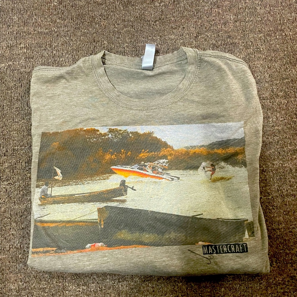 Next Level Men’s Large Super Soft Mastercraft Green T-Shirt